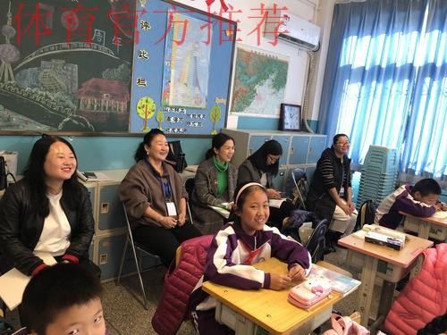 引入德国足球青训教材 张路孙葆洁参与交流